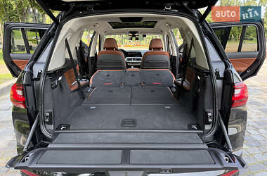 Внедорожник / Кроссовер BMW X7 2019 в 