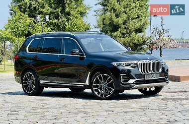 Внедорожник / Кроссовер BMW X7 2019 в 