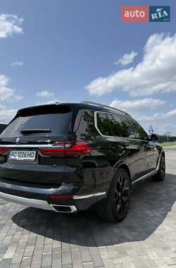 Внедорожник / Кроссовер BMW X7 2019 в 