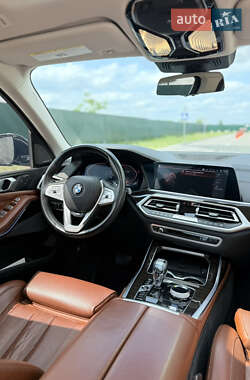 Внедорожник / Кроссовер BMW X7 2019 в 