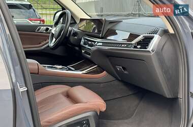 Внедорожник / Кроссовер BMW X7 2022 в 
