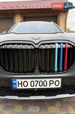 Внедорожник / Кроссовер BMW X7 2021 в 