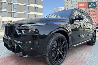 Внедорожник / Кроссовер BMW X7 2023 в Киеве
