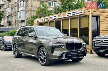 Внедорожник / Кроссовер BMW X7 2023 в Киеве