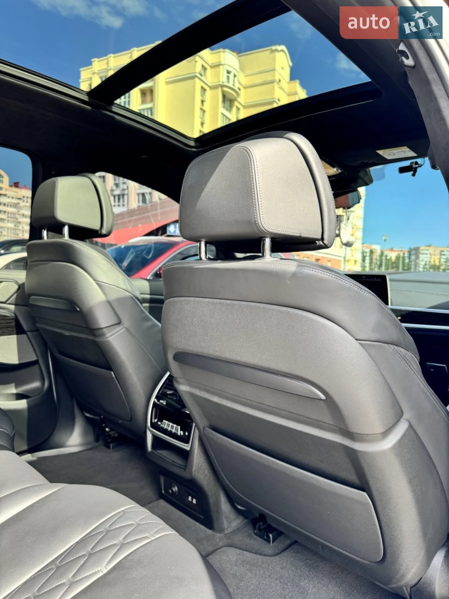 2020 BMW X7 - мініатюра 21