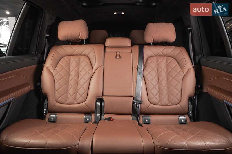 Позашляховик / Кросовер BMW X7 2023 в Одесі