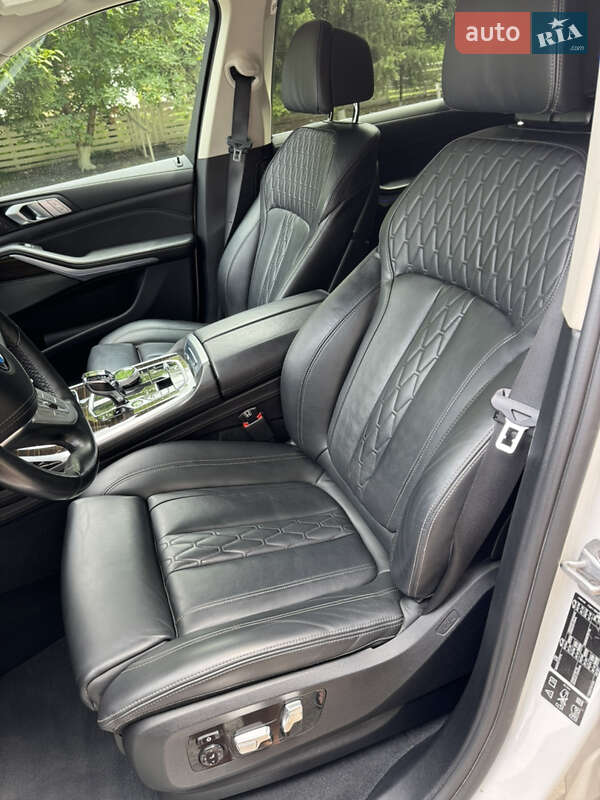 Внедорожник / Кроссовер BMW X7 2020 в Виннице