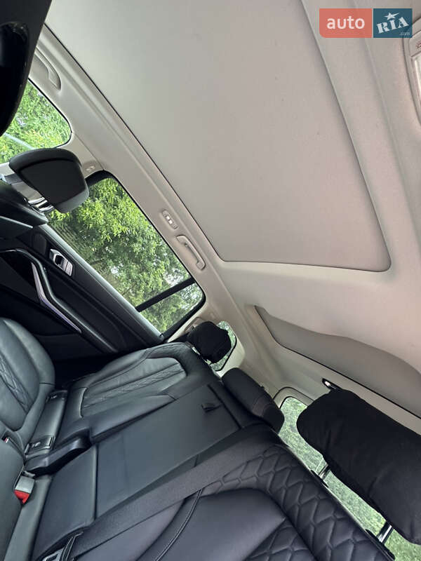 Внедорожник / Кроссовер BMW X7 2020 в Виннице