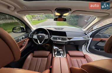 Позашляховик / Кросовер BMW X7 2019 в 