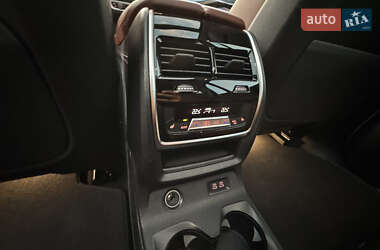 Позашляховик / Кросовер BMW X7 2019 в 