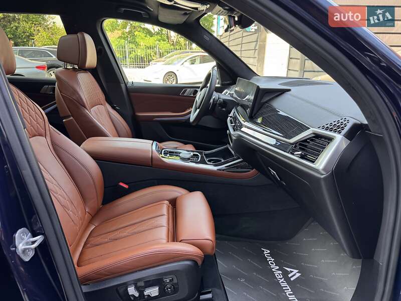 Внедорожник / Кроссовер BMW X7 2022 в Одессе