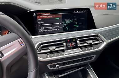 Внедорожник / Кроссовер BMW X7 2022 в 