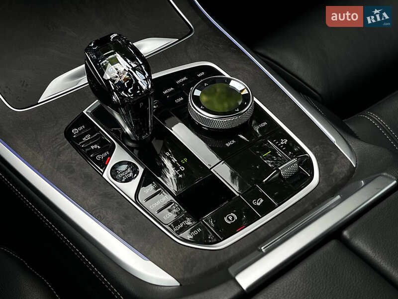 Внедорожник / Кроссовер BMW X7 2022 в Киеве