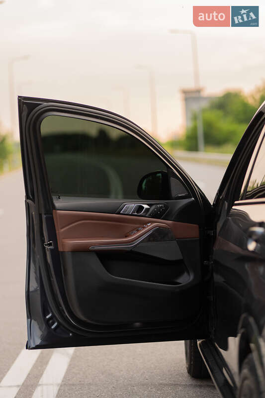 Внедорожник / Кроссовер BMW X7 2019 в Хмельницком