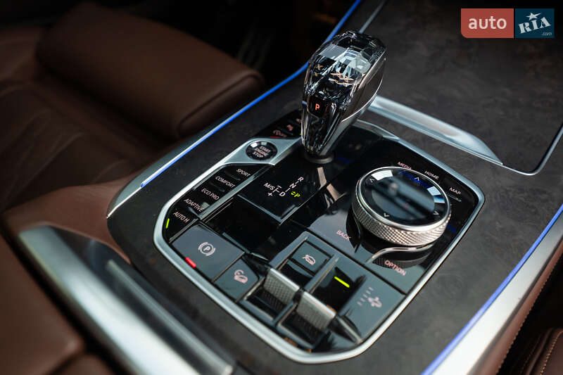 Внедорожник / Кроссовер BMW X7 2019 в Хмельницком