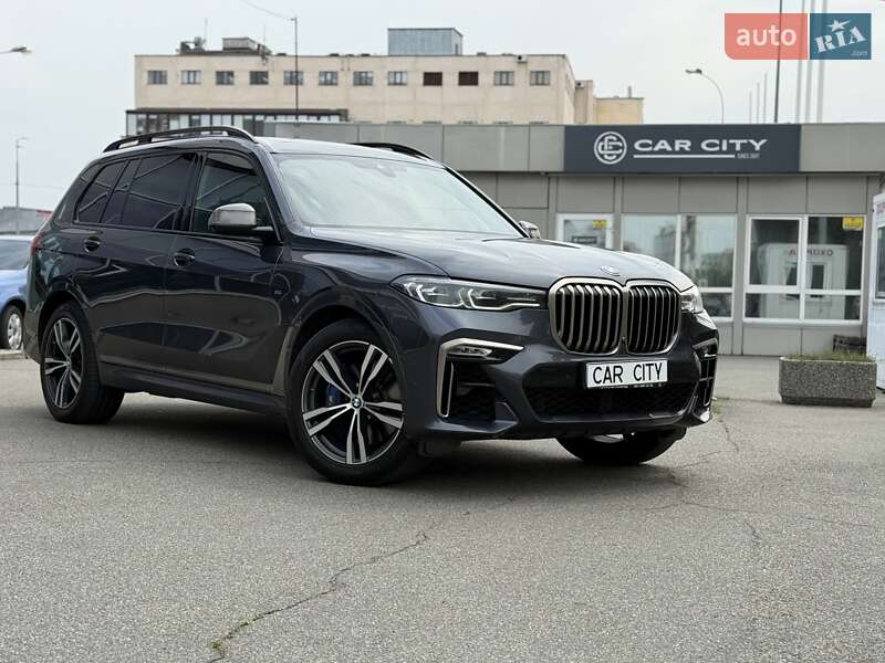 BMW X7 2022