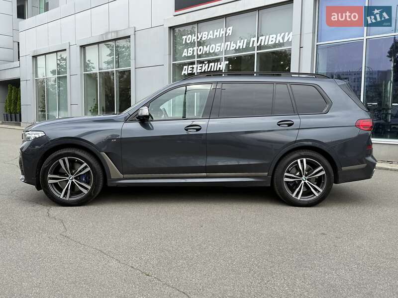 Внедорожник / Кроссовер BMW X7 2022 в Киеве