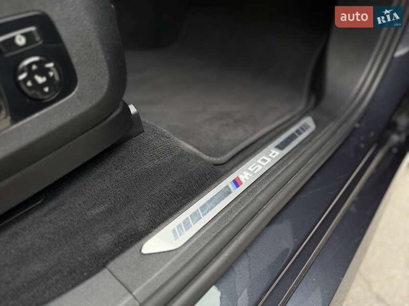 Внедорожник / Кроссовер BMW X7 2022 в Киеве