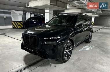 Позашляховик / Кросовер BMW X7 2024 в Дніпрі