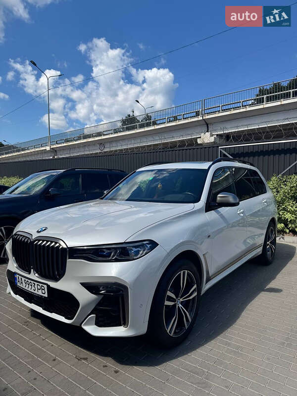 Внедорожник / Кроссовер BMW X7 2020 в Киеве