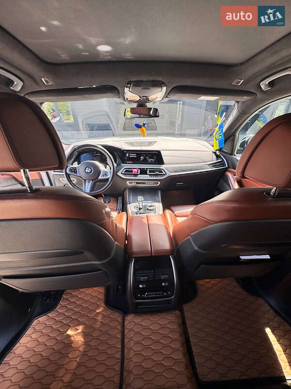 Внедорожник / Кроссовер BMW X7 2020 в Киеве