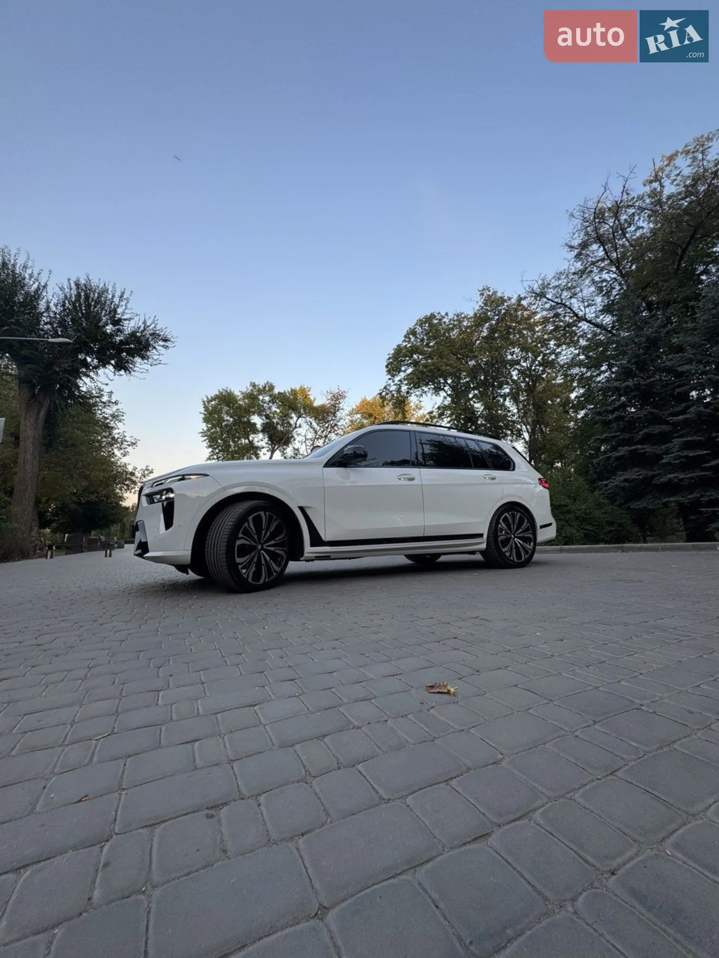 2023 BMW X7 - мініатюра 13