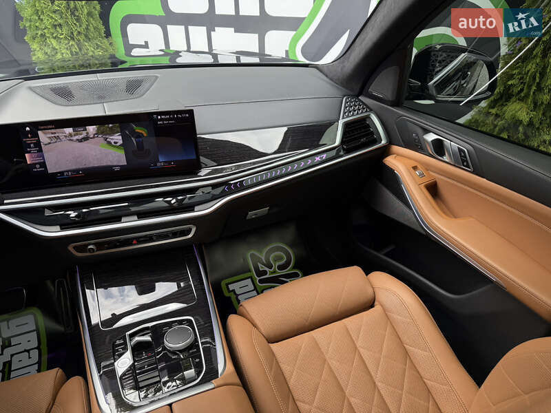 Внедорожник / Кроссовер BMW X7 2022 в Киеве