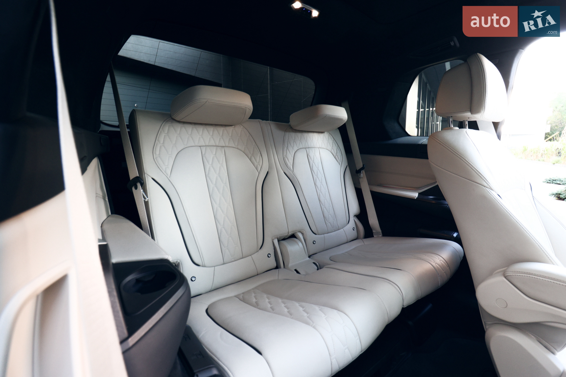 2020 BMW X7 - мініатюра 18