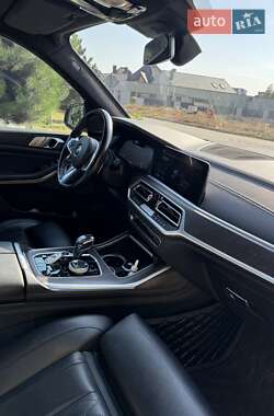 Позашляховик / Кросовер BMW X7 2020 в 