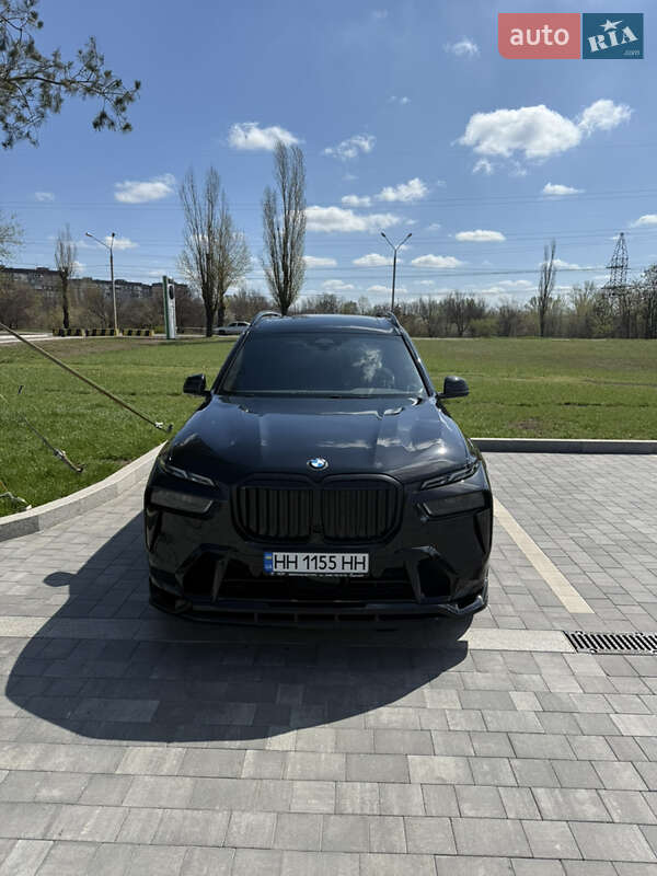 Внедорожник / Кроссовер BMW X7 2024 в Кривом Роге