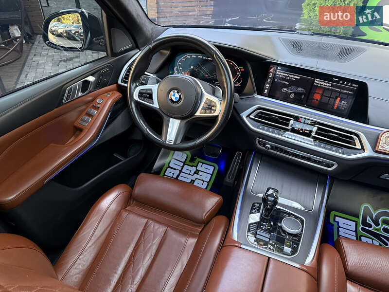 Внедорожник / Кроссовер BMW X7 2020 в Киеве