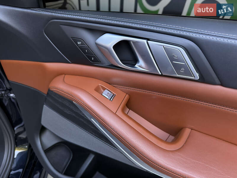 Внедорожник / Кроссовер BMW X7 2020 в Киеве