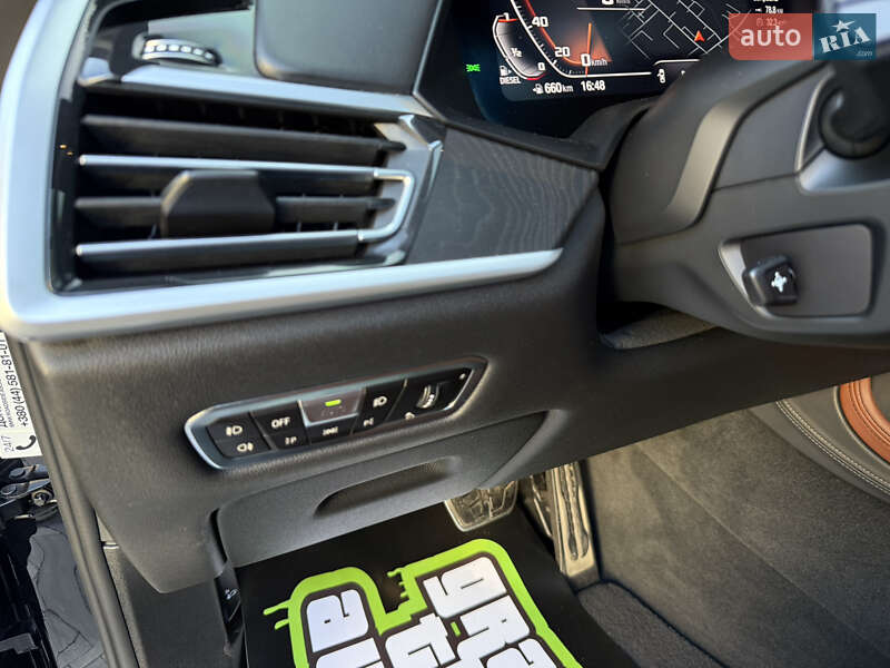 Внедорожник / Кроссовер BMW X7 2020 в Киеве