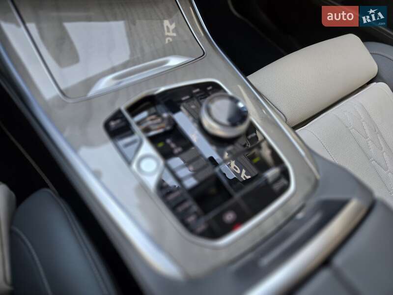 Позашляховик / Кросовер BMW X7 2023 в Одесі фото 19 Позашляховик / Кросовер BMW X7 2023 в Одесі