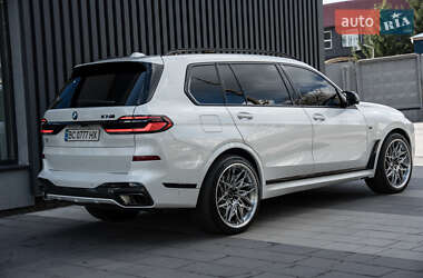 Внедорожник / Кроссовер BMW X7 2023 в 