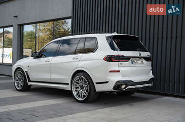 Внедорожник / Кроссовер BMW X7 2023 в 