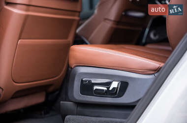 Внедорожник / Кроссовер BMW X7 2023 в 