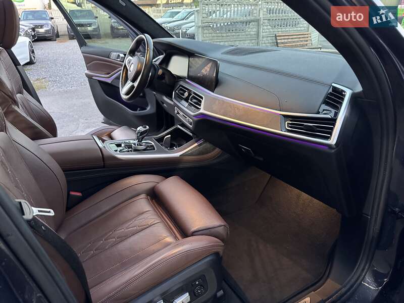 Позашляховик / Кросовер BMW X7 2020 в Тернополі