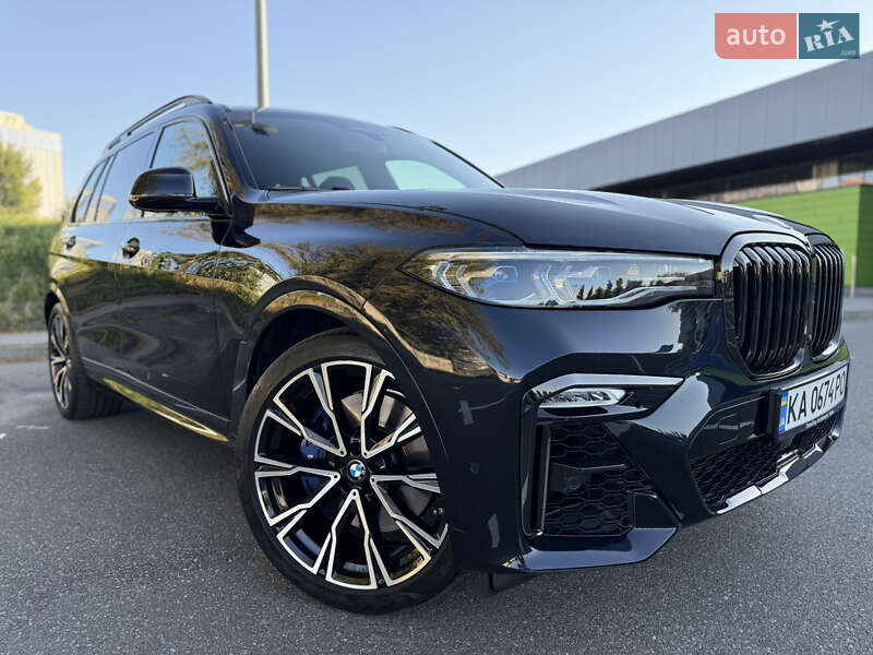 Внедорожник / Кроссовер BMW X7 2021 в Киеве