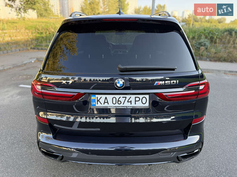 Внедорожник / Кроссовер BMW X7 2021 в Киеве