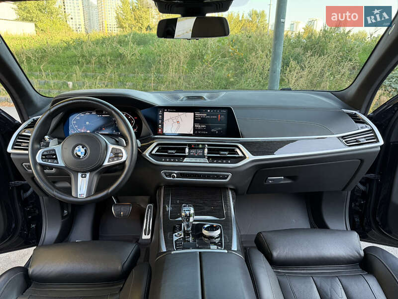 Внедорожник / Кроссовер BMW X7 2021 в Киеве
