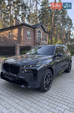Внедорожник / Кроссовер BMW X7 2025 в Киеве