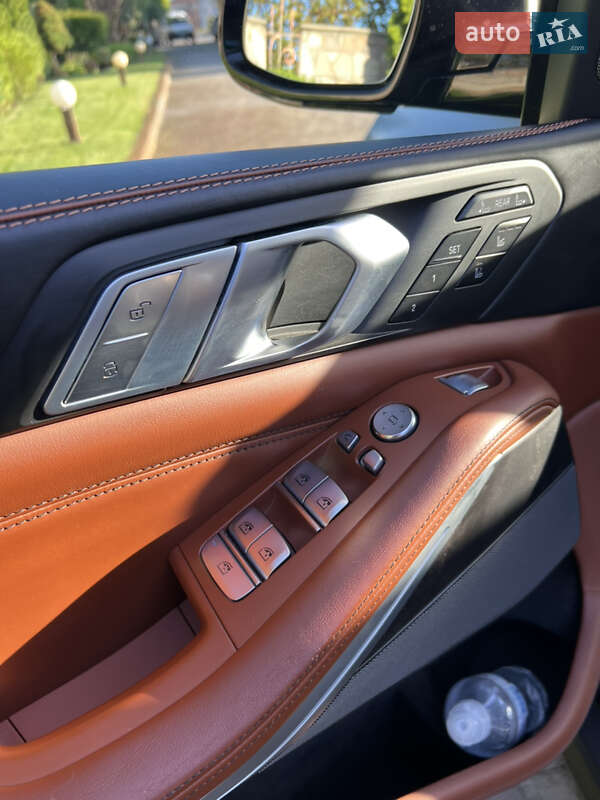 Внедорожник / Кроссовер BMW X7 2021 в Сарнах фото 21 Внедорожник / Кроссовер BMW X7 2021 в Сарнах