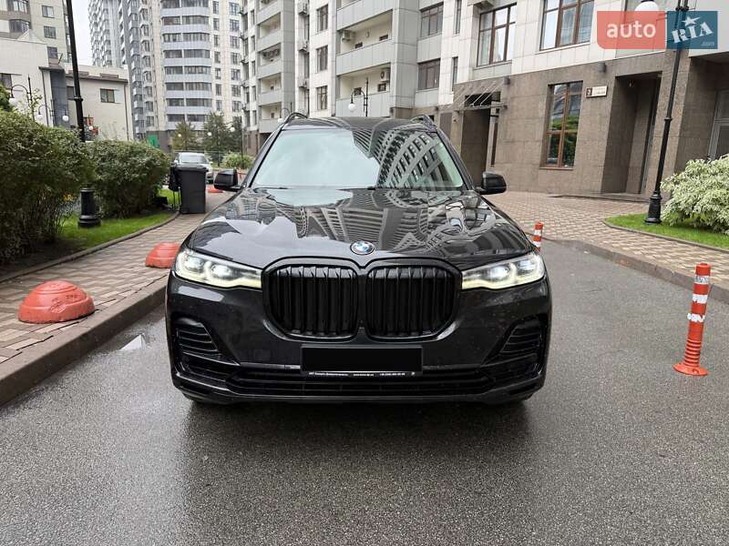 BMW X7 2019