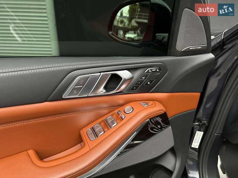 Внедорожник / Кроссовер BMW X7 2020 в Киеве