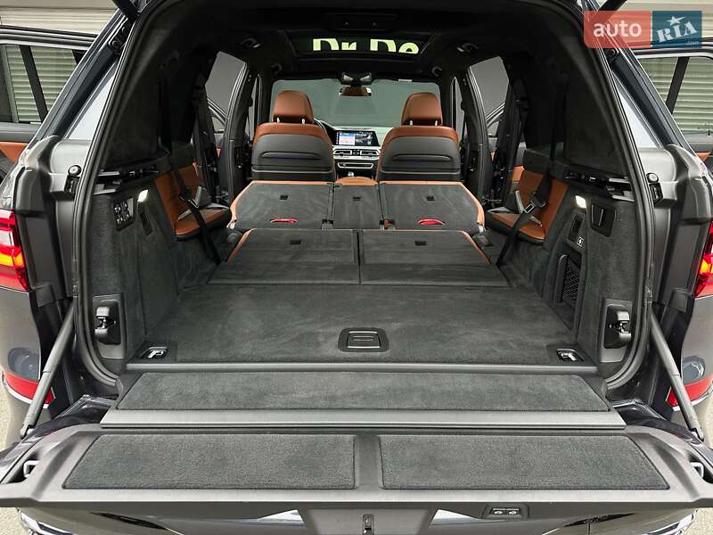 Внедорожник / Кроссовер BMW X7 2020 в Киеве