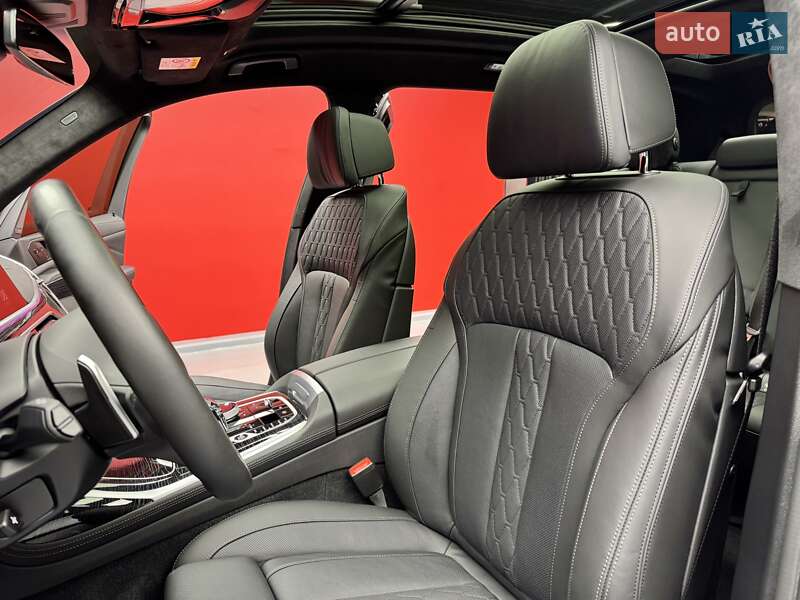 Позашляховик / Кросовер BMW X7 2021 в Києві