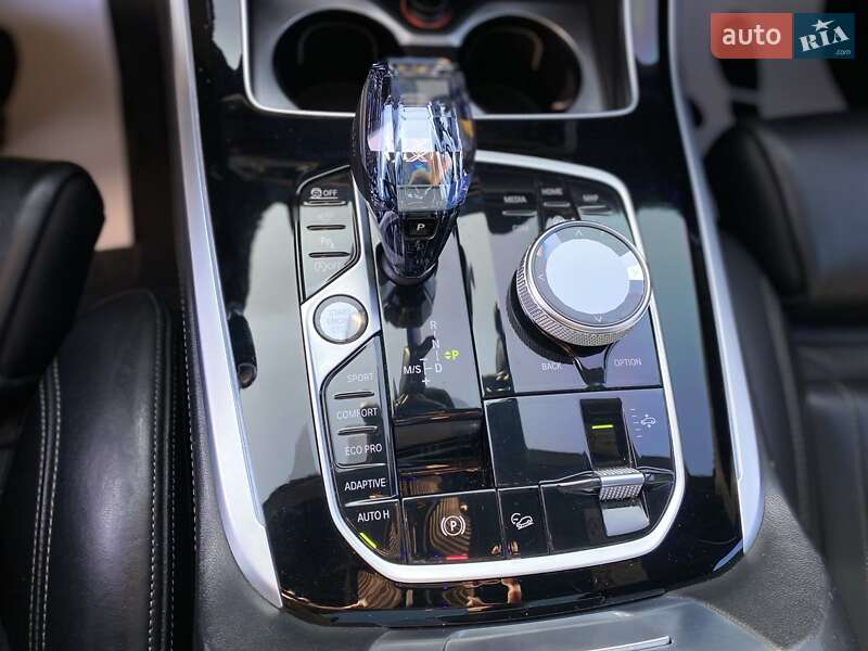 Внедорожник / Кроссовер BMW X7 2019 в Мукачево