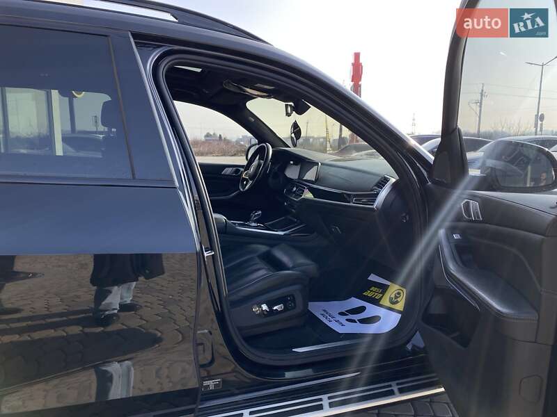 Внедорожник / Кроссовер BMW X7 2019 в Мукачево