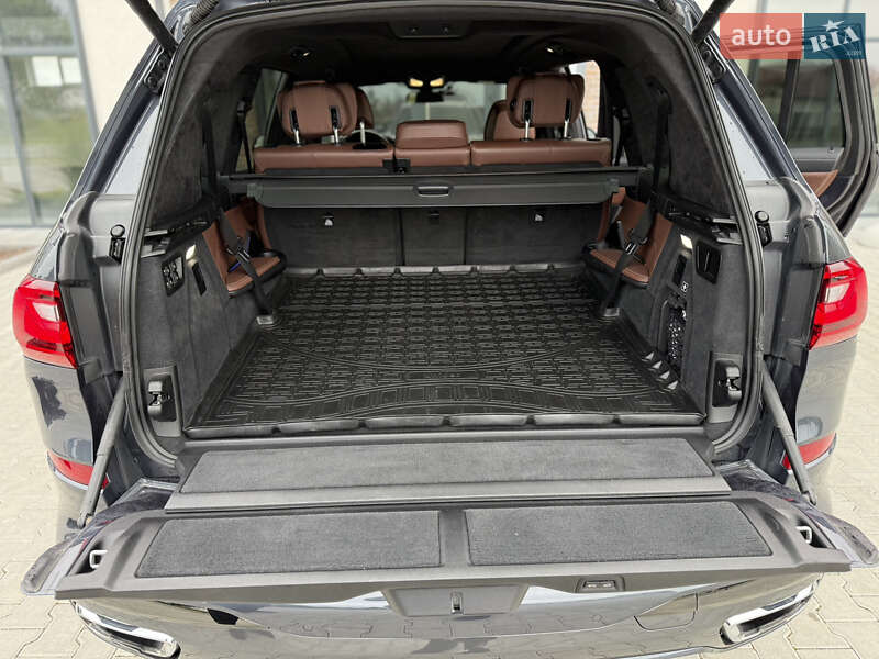 Внедорожник / Кроссовер BMW X7 2019 в Тернополе